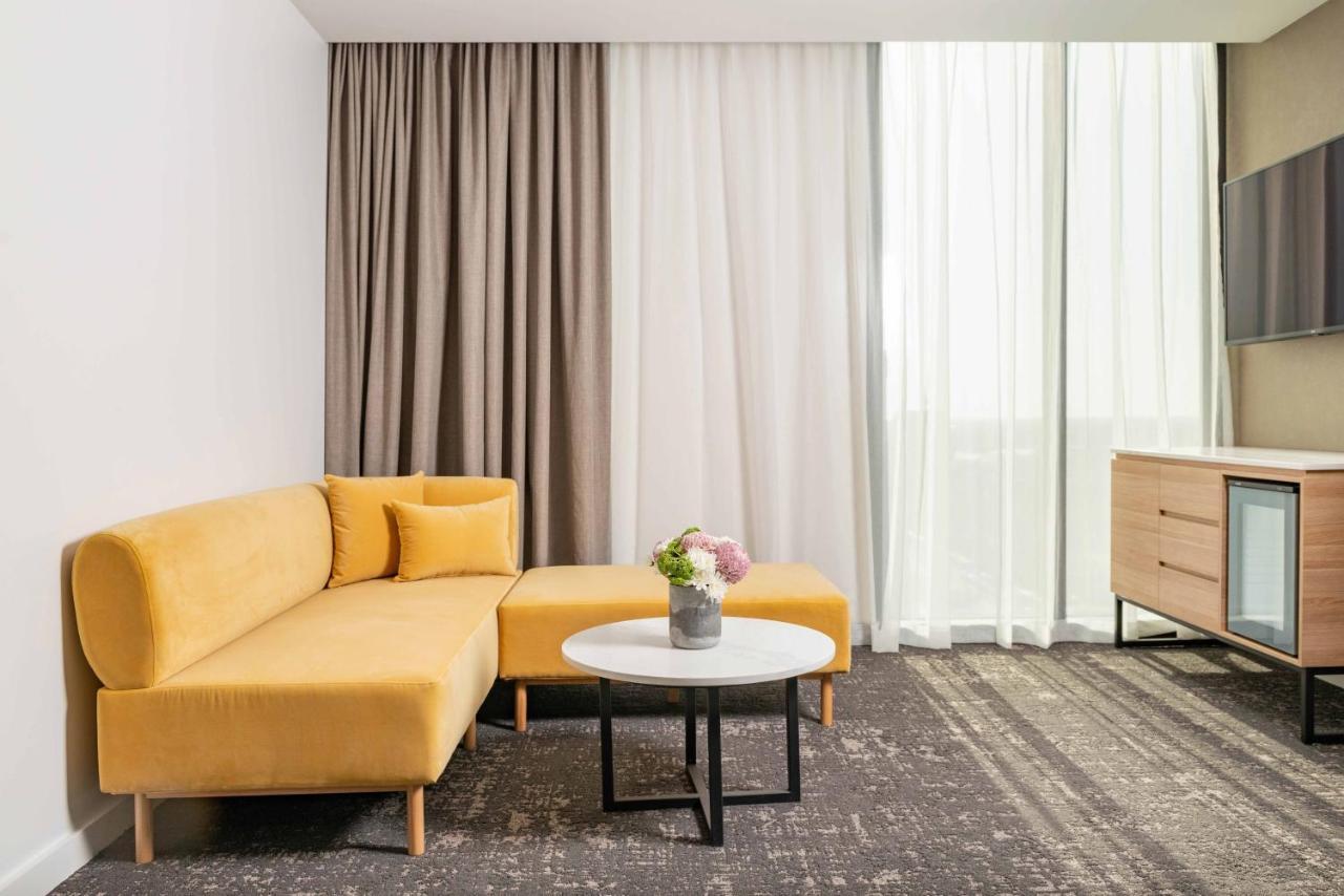 מלון Crowne Plaza Adelaide By Ihg מראה חיצוני תמונה